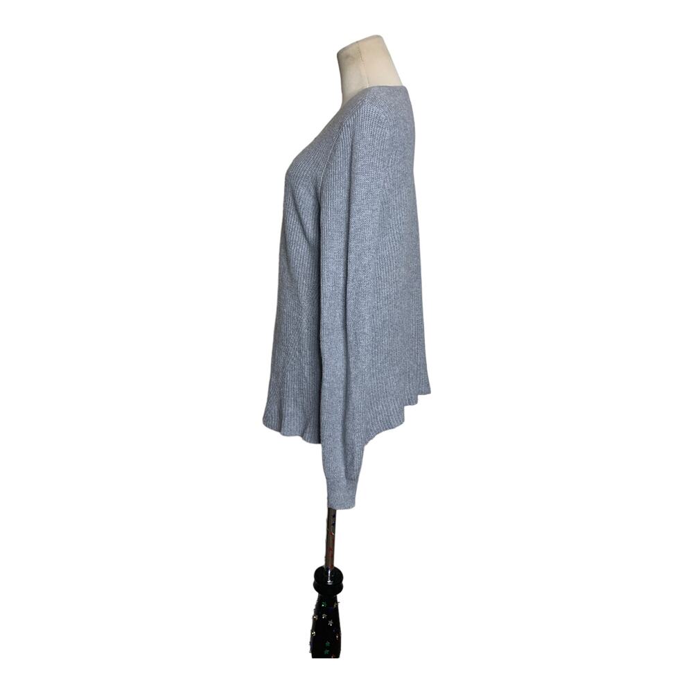 Old Navy long sleeves gray lace up top size Small - Picture 7 of 9